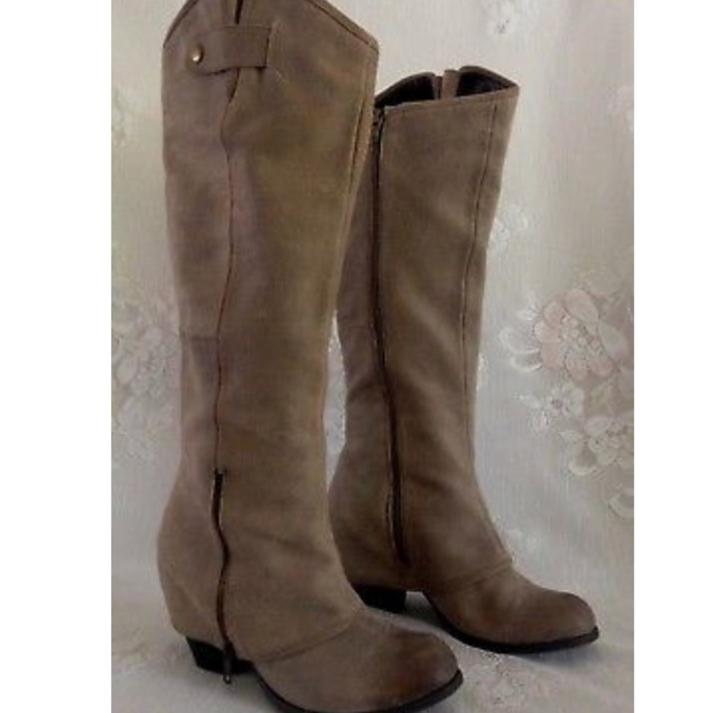 Fergie Legder Boot